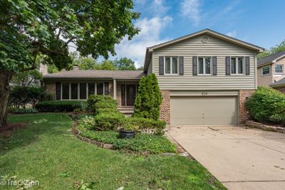 526 Carlisle Court, House other with 5 bedrooms, 3 bathrooms and 2 parking in Glen Ellyn IL | Image 1