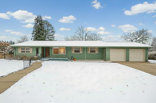 209 13th St Ne, Owatonna, MN, 55060-1717 | Card Image