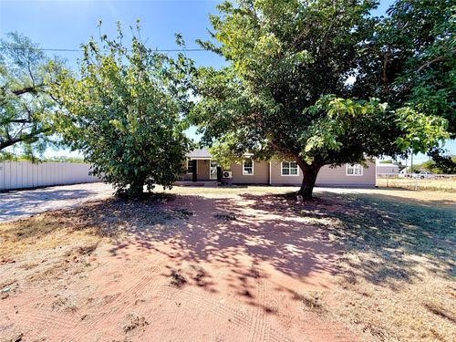 1220 Avenue G, Hawley, TX, 79525 | Card Image