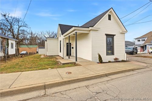 245 Silver St, New Albany, IN, 47150-1575 | Card Image
