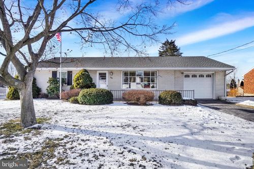 248 S 6th Street, MOUNT WOLF, PA, 17347 | Card Image