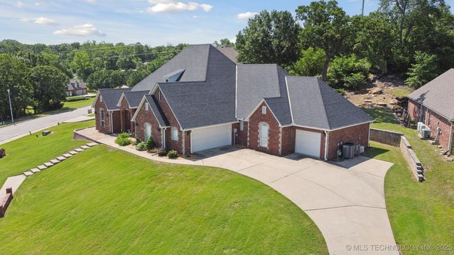 316 E 44 Th St, House other with 4 bedrooms, 5 bathrooms and null parking in Sand Springs OK | Image 54