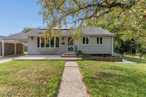 3 Pohatcong Ter, Washington, NJ, 07882-1527 | Card Image