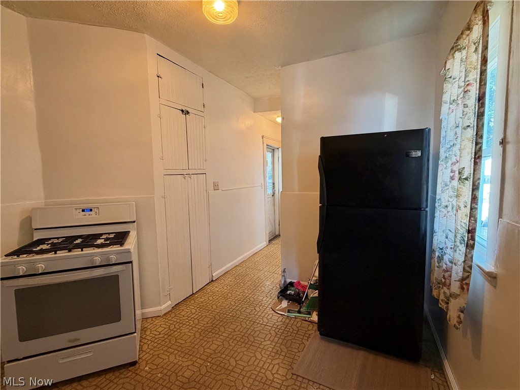 Residential Lease in Cleveland 5