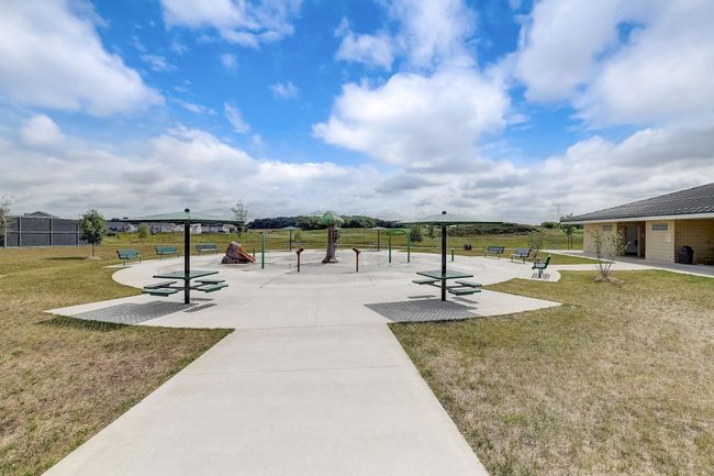 6639 Royal View Dr, Home with 3 bedrooms, 3 bathrooms and null parking in DEFOREST WI | Image 22