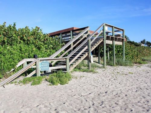 apt-i25-5400 Highway A1a, Vero Beach, FL, 32963-5001 | Card Image