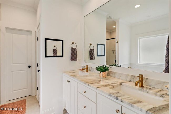 21-122 Seymour Dr | Image 20