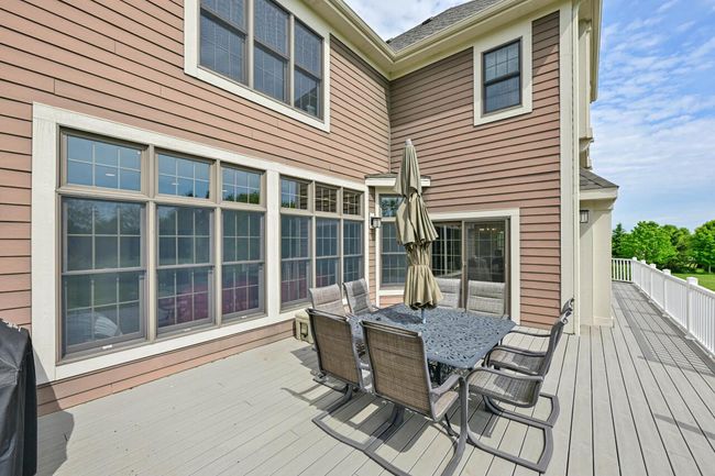 W292S5474 Fox Run Court, House other with 4 bedrooms, 4 bathrooms and null parking in GENESEE WI | Image 34
