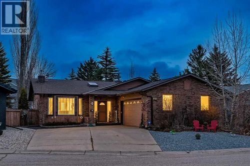 80 Deerbrook Rd Se, Calgary, AB, T2J6L6 | Card Image