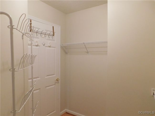 Primary Closet | Image 15