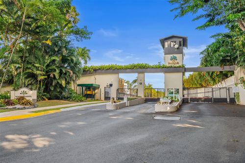 B-40 Calle Poppy, SAN JUAN, PR, 00926-6564 | Card Image