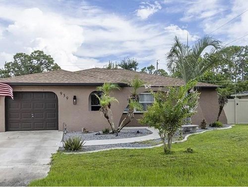 939 Silver Springs Ter Nw, PORT CHARLOTTE, FL, 33948-3745 | Card Image