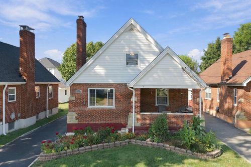 3713 Simpson Ave, Cincinnati, OH, 45227-3640 | Card Image