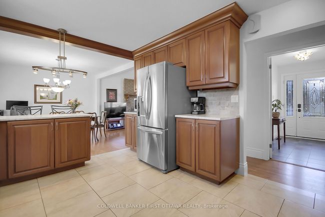 2313 Edward Kidd Cres, House other with 3 bedrooms, 3 bathrooms and 6 parking in North Gower ON | Image 9