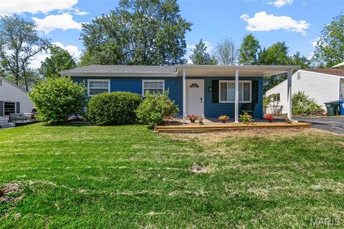 2221 Summit Dr, Arnold, MO, 63010-2215 | Card Image