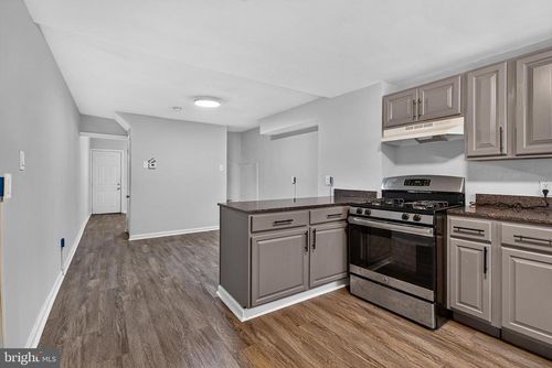 2012 Etting St, BALTIMORE, MD, 21217-3328 | Card Image