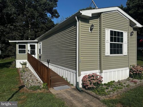 38 Rainbow Cir, ELIZABETHTOWN, PA, 17022-1201 | Card Image