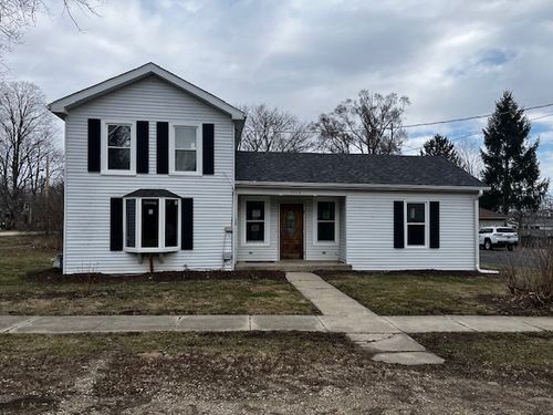 5714 Market St, Richmond, IL, 60071-9509 | Card Image