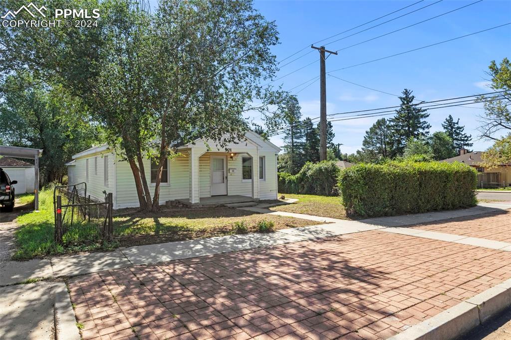 Iowa Ave, Colorado Springs, CO 80909