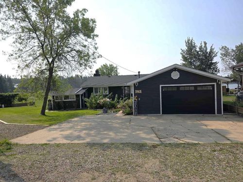 623 Lakeview Rd, Boyle, AB, T0A0M0 | Card Image