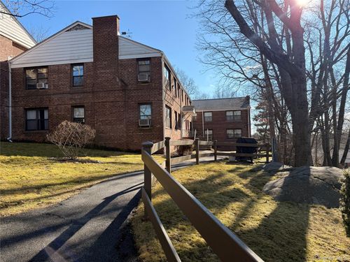 1b-67 Rockledge Rd, Hartsdale, NY, 10530-3457 | Card Image
