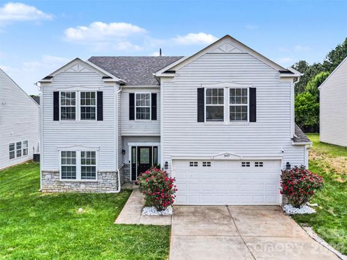 3425 Pikes Peak Dr, Gastonia, NC, 28052-5434 | Card Image