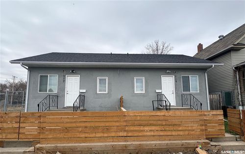 115-117 Av I S, Saskatoon, SK, S7M1X7 | Card Image