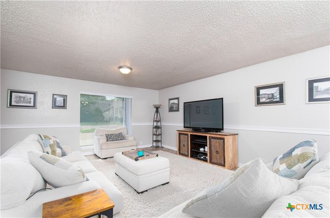 812 Trail Crest Dr, House other with 4 bedrooms, 2 bathrooms and null parking in Harker Heights TX | Image 4