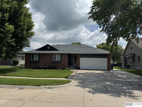 768 N Day Dr, Fremont, NE, 68025 | Card Image