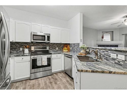 105-8374 S Holland Way, Littleton, CO, 80128 | Card Image