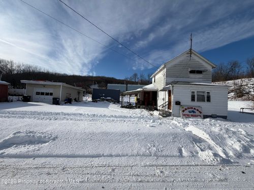 103 5th St, Mayfield, PA, 18433-1509 | Card Image