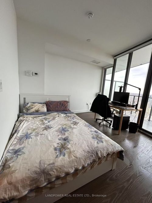 5412-11 Wellesley St W, Toronto, ON, M4Y0G4 | Card Image