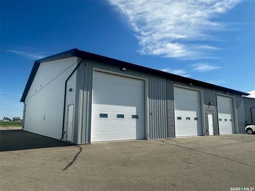 4-920 8th Street S, Martensville, SK, S0K0A2 | Card Image