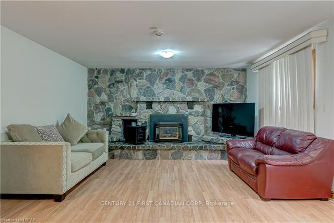28 Redford Rd, House other with 4 bedrooms, 2 bathrooms and 6 parking in London ON | Image 4
