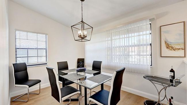 810 - 810 Congressional Way, Condo with 2 bedrooms, 2 bathrooms and null parking in Deerfield Beach FL | Image 4