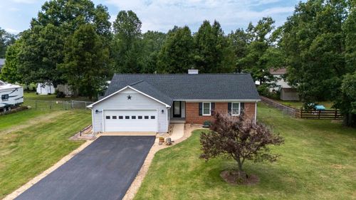 319 Forest Springs Dr, STUARTS DRAFT, VA, 24477 | Card Image