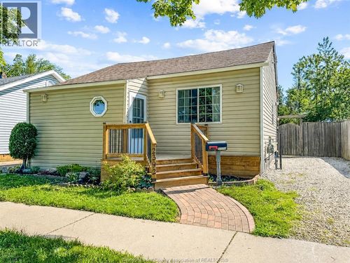 2392 Louis Ave, Windsor, ON, N8W2B8 | Card Image