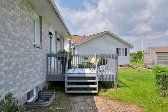 5210 Meadowland Dr, House other with 3 bedrooms, 3 bathrooms and 6 parking in Cardinal ON | Image 7