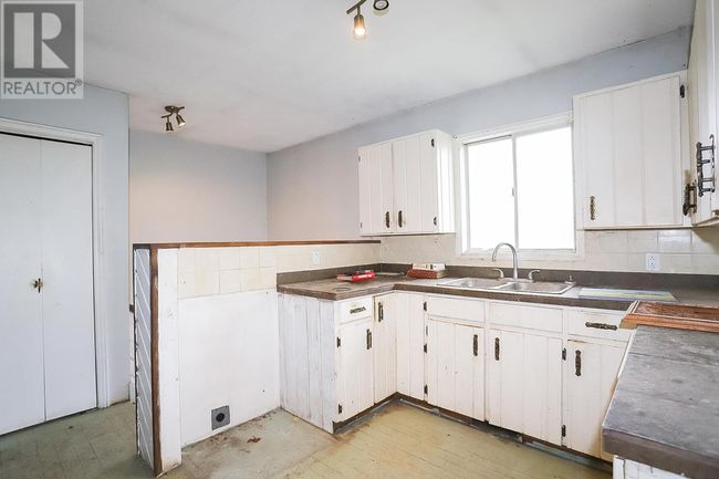 2277 D Line, Home with 2 bedrooms, 1 bathrooms and null parking in Richards Landing ON | Image 26