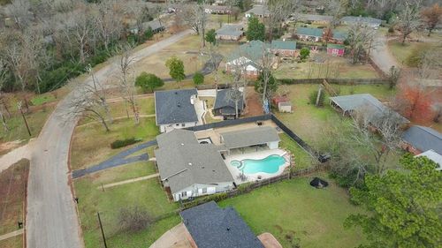 112 Aleta Dr, Palestine, TX, 75801-5802 | Card Image