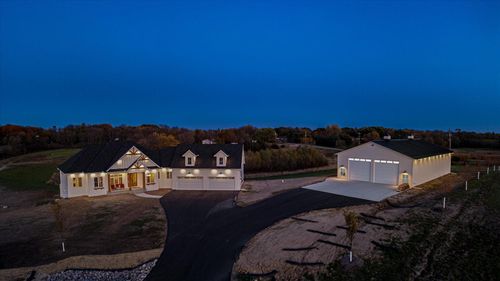 7475 74th Ave, Loretto, MN, 55357-7502 | Card Image