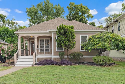 221 Treutland Ave, Nashville, TN, 37207-5933 | Card Image