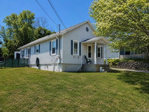 79 Silver Spring Road, New Windsor, NY, 12553 | Card Image