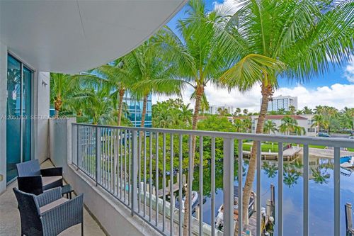 302-3029 Ne 188th St, Aventura, FL, 33180-2989 | Card Image