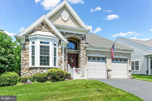135 Reynolds Ln, WEST GROVE, PA, 19390-1371 | Card Image