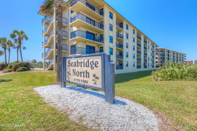 APT-208 - 3180 Ocean Shore Blvd, Condo with 2 bedrooms, 2 bathrooms and null parking in Ormond Beach FL | Image 4