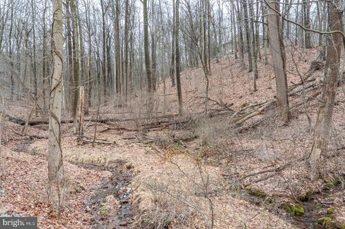 10 Hidden Pond Dr, READING, PA, 19607-9777 | Card Image