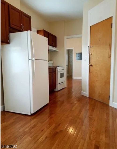2-286 Nagle St, Cliffside Park, NJ, 07010-1141 | Card Image