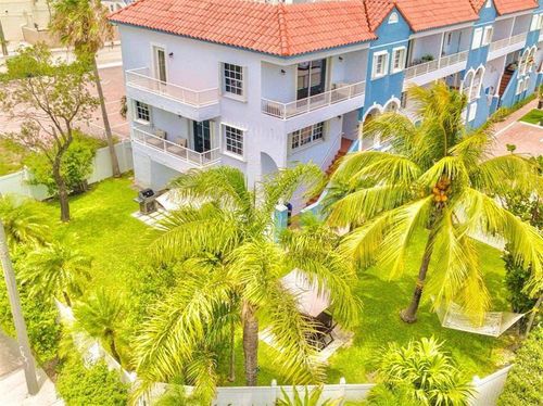 355 Virginia St, Hollywood, FL, 33019-2000 | Card Image