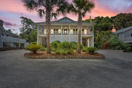 1604 Jungle Rd, Edisto Island, SC, 29438-3303 | Card Image